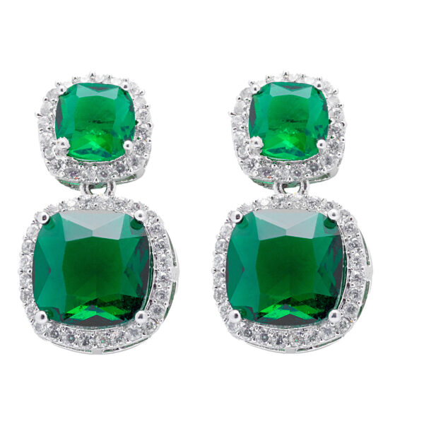 Nayra Emerald Green Necklace Set - Deetya Jewellery