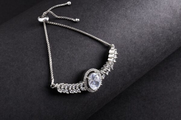 Zephyr Zing AD Bracelet - Deetya Jewellery