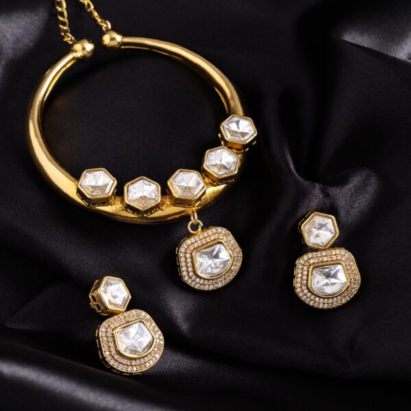 Haslika Polki Pendant Set - Deetya Jewellery