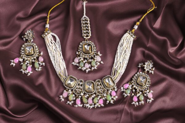 Jhanak Pastel Kundan Necklace Set - Deetya Jewellery