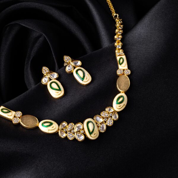 Tamchini Prestige Enamelled Necklace Set - Deetya Jewellery